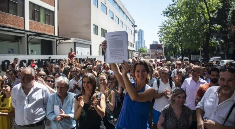 Científicos piden el rechazo a la Ley Bases: “Es un instrumento de destrucción de la ciencia argentina”