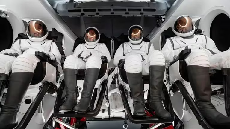 La tecnología de los trajes espaciales de SpaceX: cómo los humanos caminarán en la Luna y en Marte