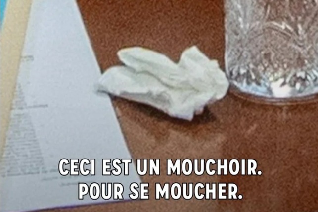 La Presidencia de Francia niega que sea cocaína lo que se ve en un video de Macron
