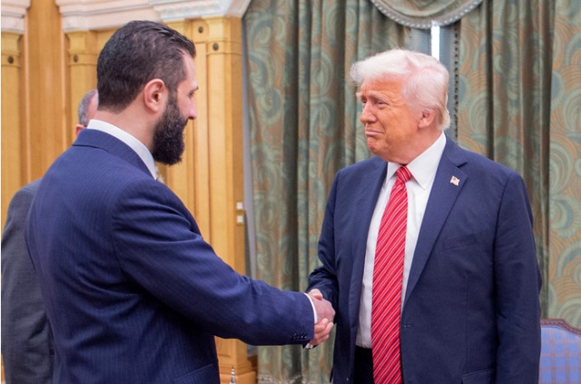 Trump se reunió con el presidente sirio tras haber levantado las sanciones