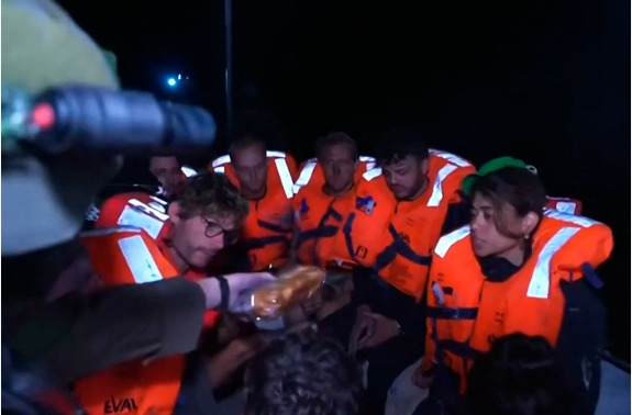 Israel puso en aislamiento penitenciario a dos activistas del velero Madleen